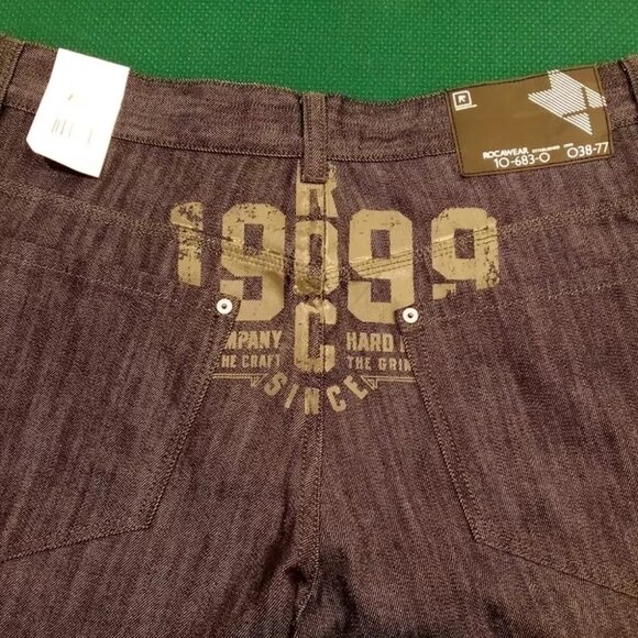 NWT Rocawear Men's Original Fit "1999" 40X32 Jeans - Picture 2 of 16